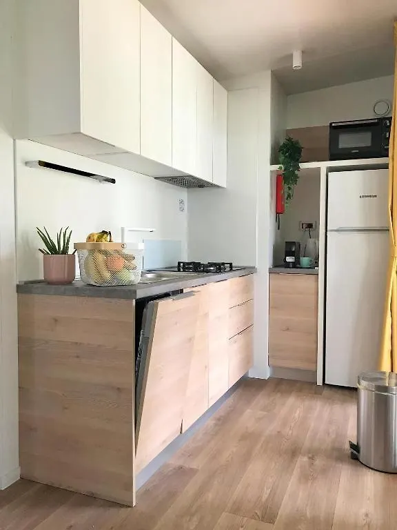 Mobile Home Ani, Biograd Na Moru Hırvatistan