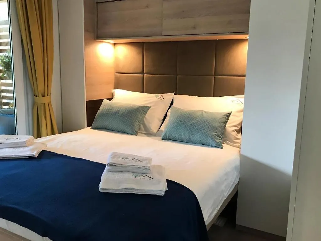 Mobile Home Ani, Biograd Na Moru 0*,  Hırvatistan